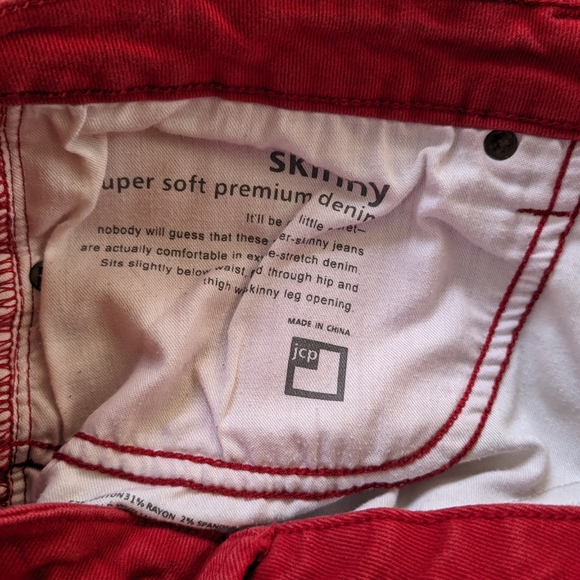 J. C.P. Skinny Super Soft Premium Denim Jeans 18 Red Mid Rise - Picture 3 of 4
